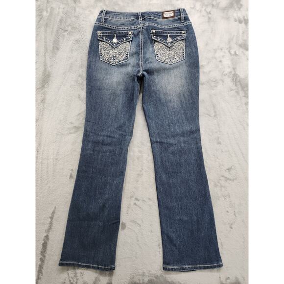 NEW D'mode Jeans Womens 11 Juniors Blue Mid Rise Straight Leg Flap Pockets Bling - Picture 3 of 16